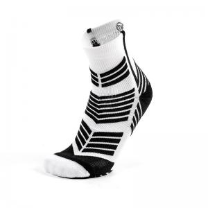 wzw240015 Professional men's sports socks mid-length quick-drying breathable shock-absorbing marathon running socks step basketball socks
